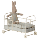 684767e5574725ce032ca811f0a52b35