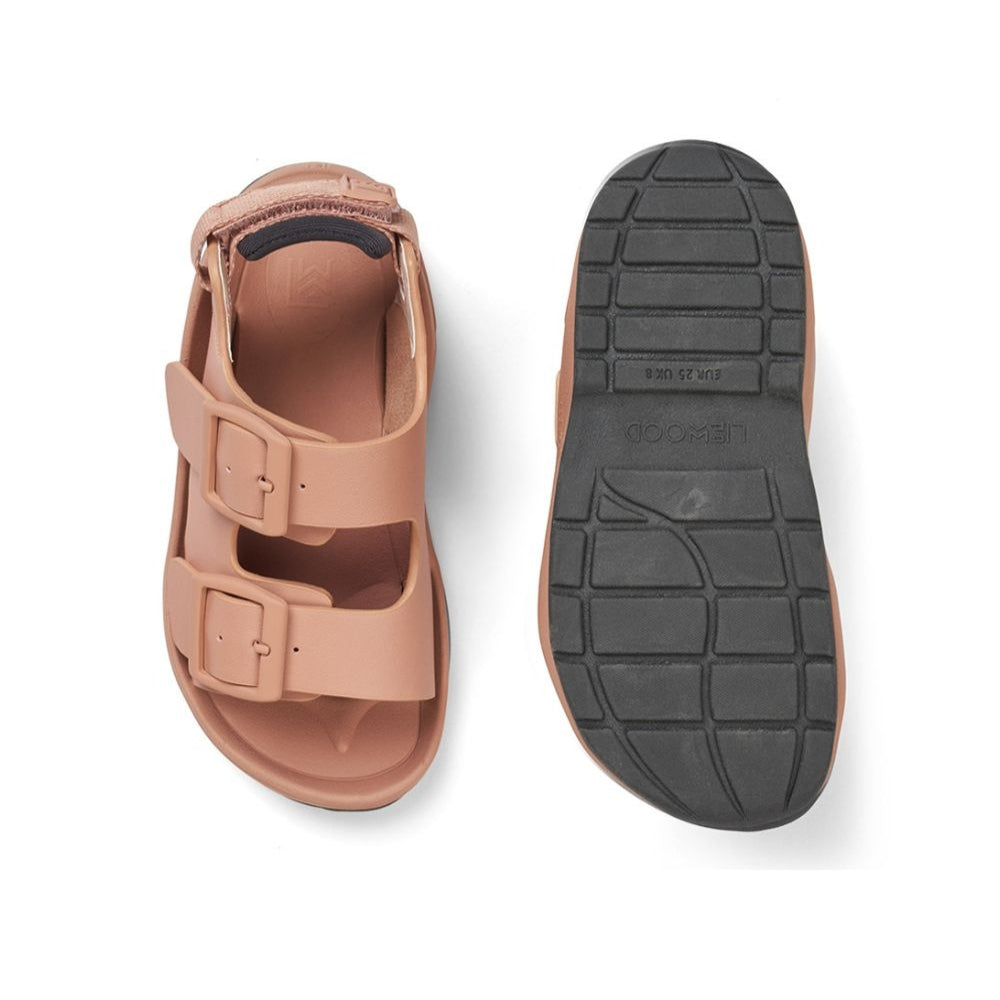 9bbe034bd506f6e0647072e8558147f7