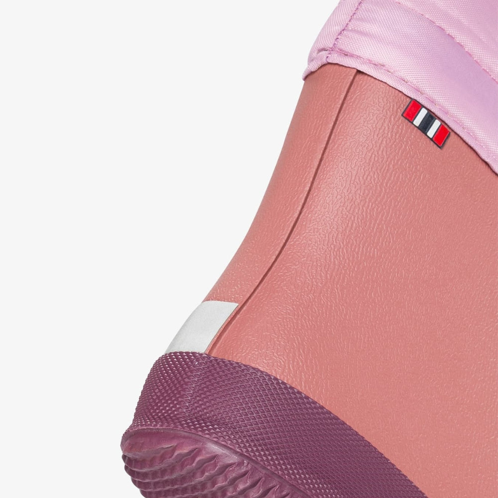 51e1b39c64efab50fced837ba66c44f4